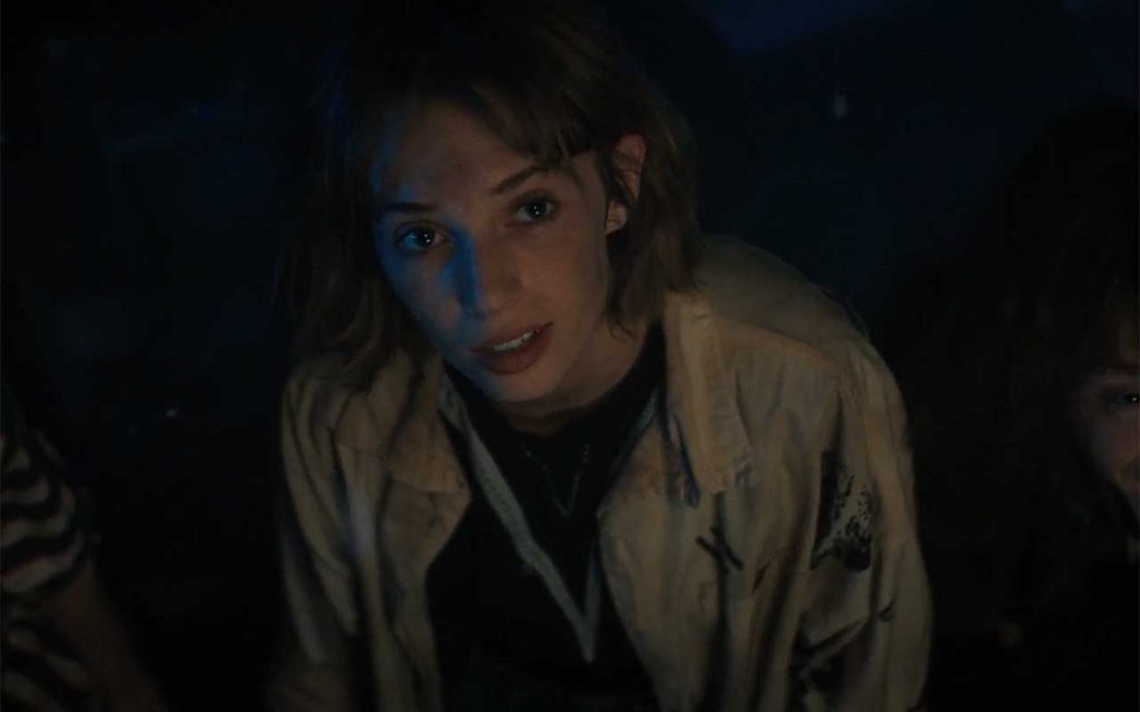 Robin Buckley Melihat Pintu The Upside Down